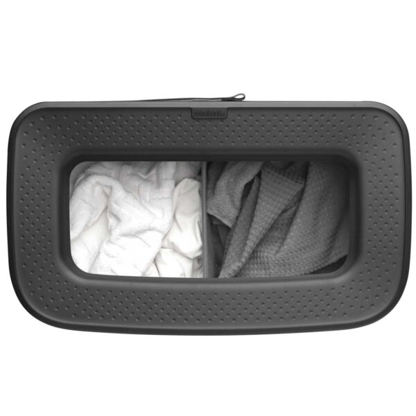 ⁦סל כביסה מחולק BO במידה 45+45 ליטר, שחור מט Brabantia⁩ – תמונה ⁦9⁩